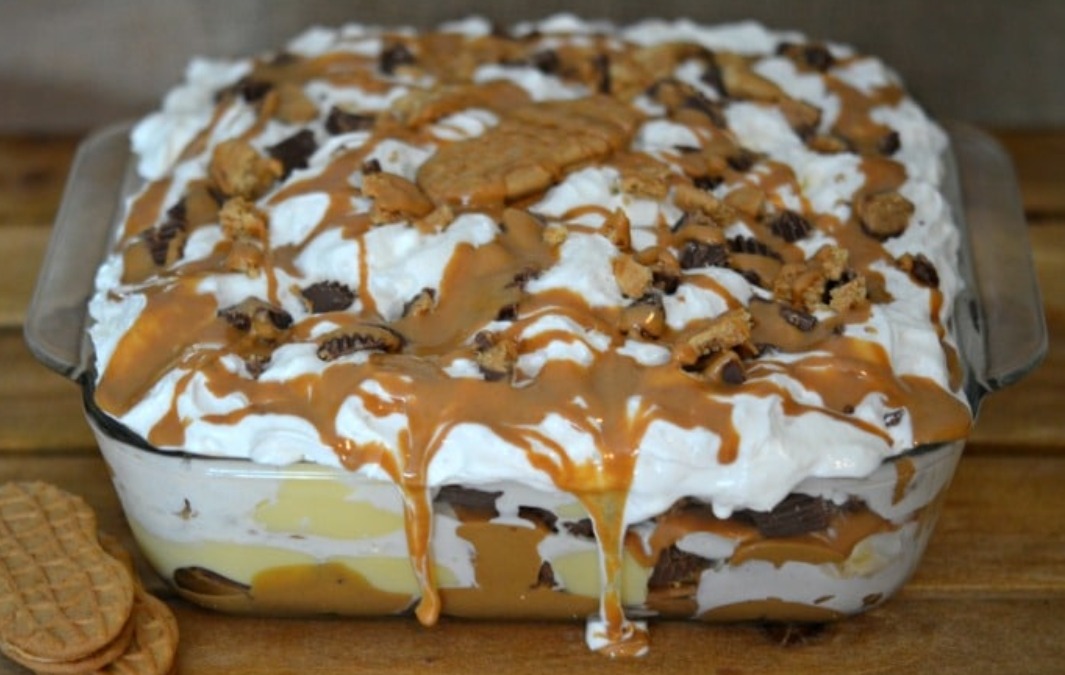 Peanut Butter Cool Whip Cookie Lasagna