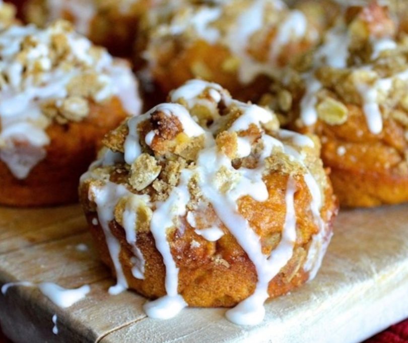 Skinny Pumpkin Spice Muffins with Walnut Streusel