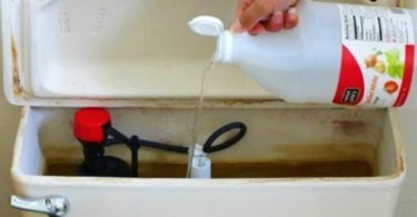 10 cleaning tips that'll make your bathroom a better place