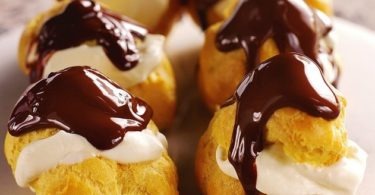 CREAM PIE CREAM PUFFS