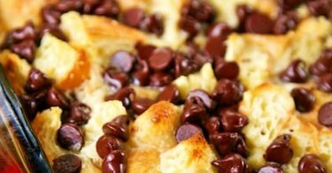 CHOCOLATE CROISSANT BREAKFAST BAKE