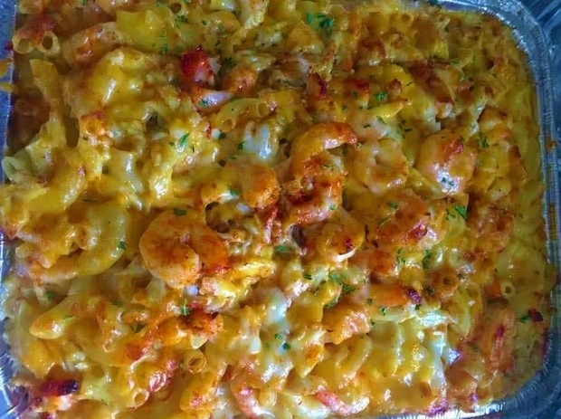 Lobster, Crab and Shrimp Macaroni and Cheese
