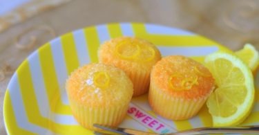 MINI LEMON DROP CAKES