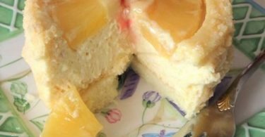 Pineapple Cake with Cheese Cake Filling