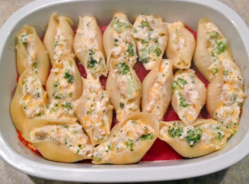 Chicken Broccoli Alfredo Stuffed Shells