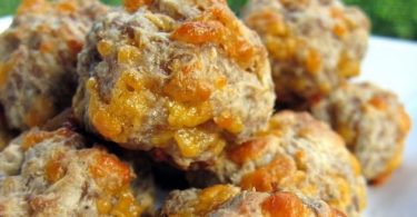 BISQUICK SAUSAGE CHEESE BALLS