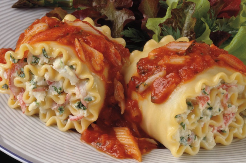 Chicken and Cheese Lasagna Roll-Ups