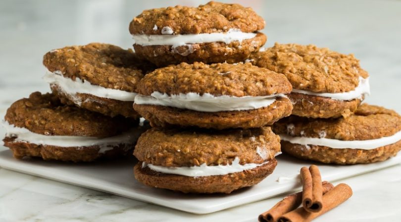 Molasses Cream Pie Cookies