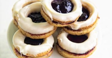 White-Chocolate-Berry-Linzer-Cookie