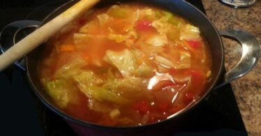 Ingredients ½ chopped head of cabbage. 1 cup of diced celery. 1 cup of diced white or yellow onion. 1 cup of diced carrots. 1 diced green bell pepper. 2-3 minced cloves of garlic. 2-3 tbsps of olive oil. 4 cups of chicken broth. 1 (14 oz) can of diced tomatoes. 1 tsp of oregano. 1 tsp of basil. ½ tsp of red pepper flakes. Cayenne pepper. Salt and pepper. Directions How to: In a large pot, heat the oil over medium heat and sauté the celery, onions, bell peppers and carrots. Add the garlic and stir to combine then pour the chicken broth. Mix in the tomatoes and cabbage and bring to a boil. Reduce the heat and cook until the cabbage is done. Mix in the oregano, basil, red pepper flakes, black pepper and salt and Voila! Easy, peasy and healthy! It’s good the have some healthy soup from time to another. We all know how vegetables can help loose weight, so go ahead!