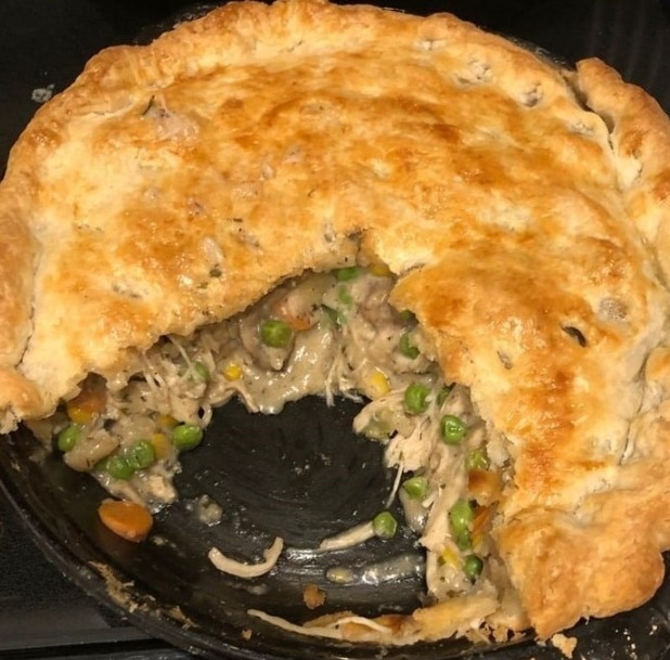 Crafted from the ground up, this scrumptious chicken pot pie features a homemade blend of carrots, peas, and celery encased in a ready-made crust.