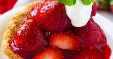 No Bake Strawberry Pie