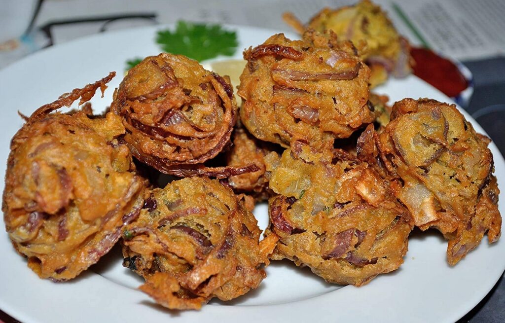 Red onion fritters