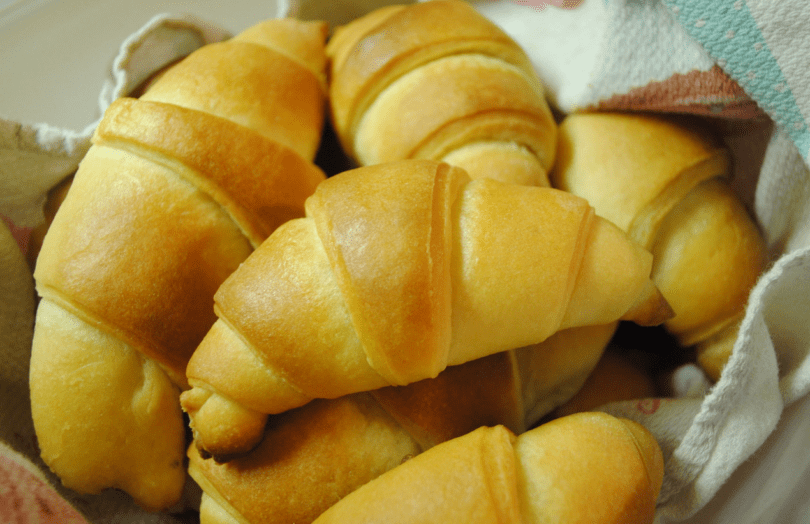 Easy Homemade Crescent Rolls Recipe