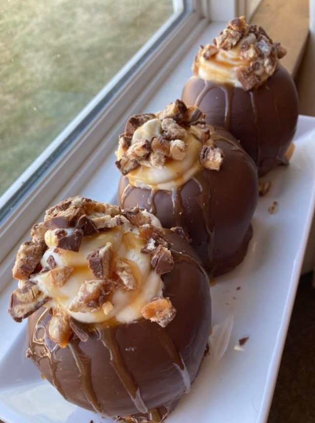 Cheesecake filled Chocolate covered Apples