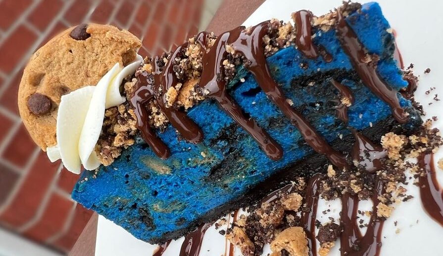 Cookie monster cheesecake