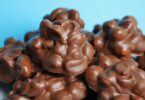 Easy Keto Chocolate Nut Clusters Recipe - Indulge in a sweet, low-carb snack with this simple recipe for keto chocolate nut clusters. Made with mixed nuts, sugar-free chocolate chips, and coconut oil, these clusters are perfect for the ketogenic diet.