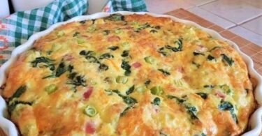 CRUSTLESS BAKED QUICHE WITH SPINACH CARROTS SPRING ONIONS AND CHEESE