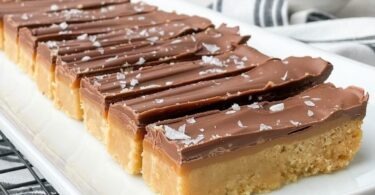 Millionaire shortbread bars