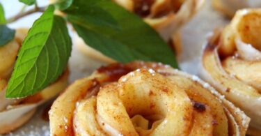 Apple and Cinnamon Rolls