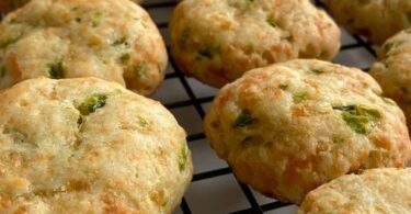 Enjoy these Cheesy Jalapeño Shortbread cookies—they're great for snacking, appetizers, or sides. A guaranteed hit at your next gathering!