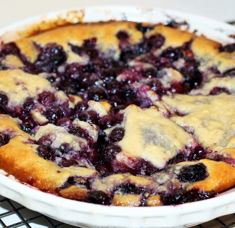 Blueberry Cobbler - Easy Recipes