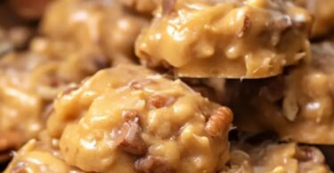 No-Bake Coconut Pecan Praline Cookies