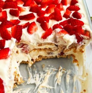 Strawberry Cream Cheese Icebox Cake Recipe - Easy Recipes