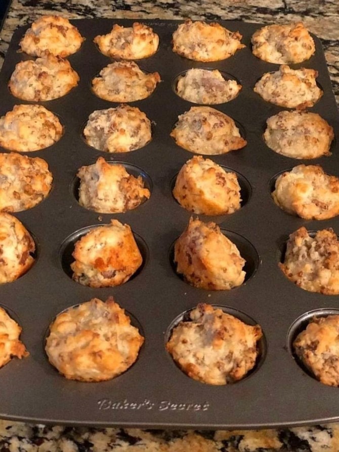 These ground beef-stuffed jalapeño popper mushrooms are a flavorful, easy-to-make appetizer that will quickly become a favorite at your gatherings.