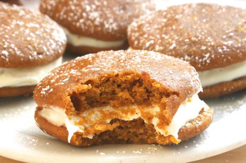 Pumpkin Whoopie Pies